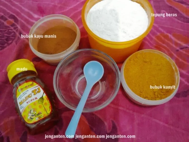 Punya Kulit Berminyak Justru Banyak Untungnya! Asal Lakukan 8 Trik Ini Agar Kulitmu Makin Bersinar 15