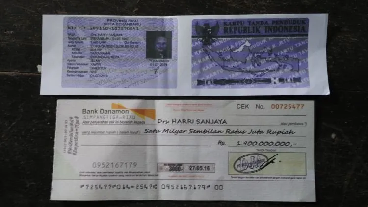 Waspada Modus Penipuan Cek Palsu! Hati-hatilah Jika Menemukan Dokumen Berisi Cek Milyaran Rupiah! 9