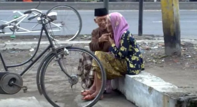 saling melengkapi