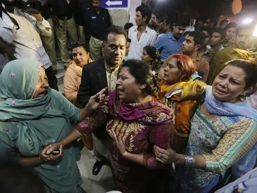 Setelah Turki dan Belgia, Kini Pakistan yang Berduka. Pray for Pakistan! 12