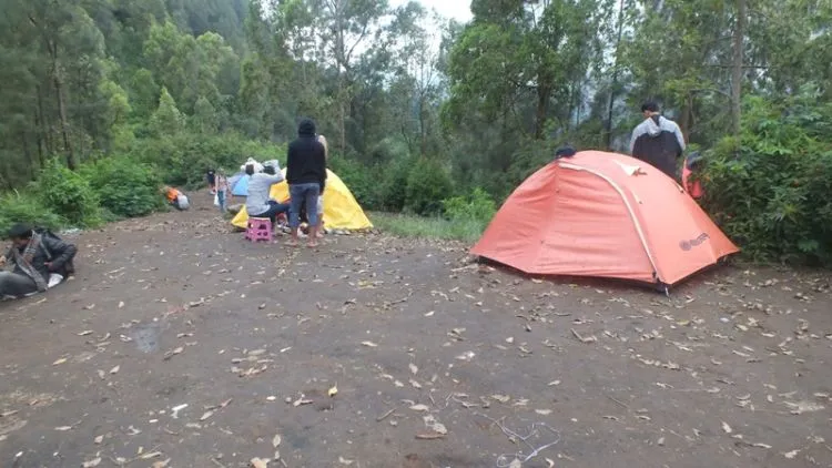 Bingung Liburan Mau Camping Ke Mana? 8 Destinasi di Malang Ini Wajib Kamu Coba! 16