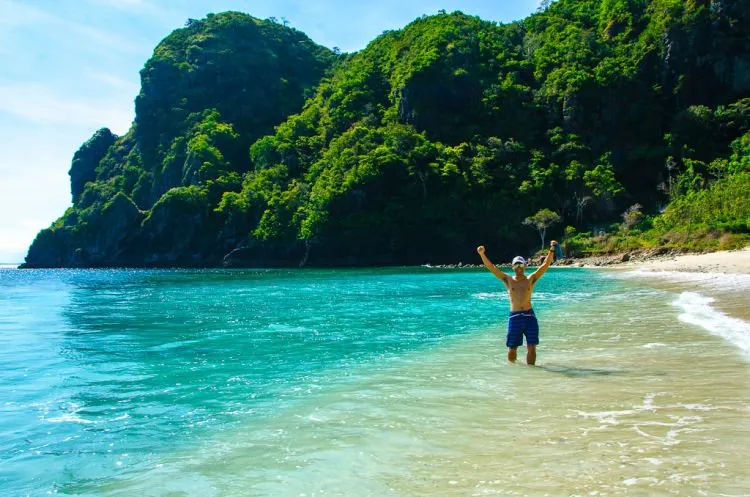Pulau Sumbawa Punya Pesona yang Begitu Menggoda. Yakin Nggak Pengen Liburan Ke Sana Segera? 14