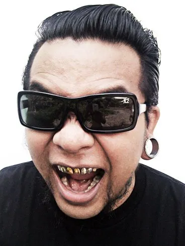 Cowok yang Pakai Pomade itu Dijamin Bukan Cowok Sembarangan. 10 Daftar Ini Adalah Bukti Bahwa Mereka Selalu Bisa Bikin Cewek Klepek-Klepek 17