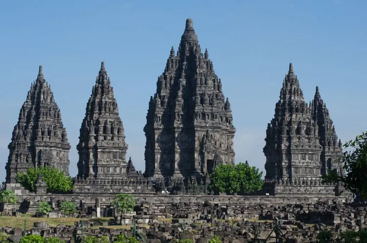 Mitos dan Legenda Bikin Destinasi Wisata Kian Memesona. Nah, Kamu Percaya atau Cuek Aja? 10