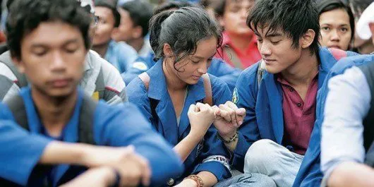 SKS Memang Menyiksa, Tapi 10 Hal Ini Bikin Mahasiswa Gak Bisa Lepas Darinya 12