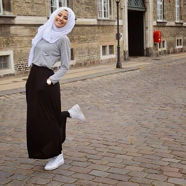 Karena Tomboy Bukan Alasan Untuk Tak Tampil Menarik, 6 Style Ini Akan Membuatmu Semakin Dilirik! 16