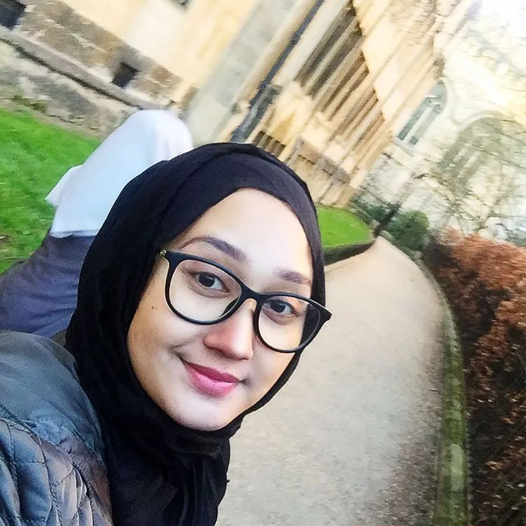 Tips Selfie Anti Pipi Chubby. Supaya Hasil Fotomu Nggak Gitu-Gitu Aja. 14