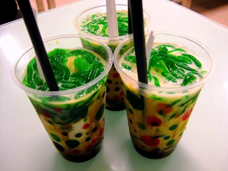 Saatnya Wisata Kuliner, Berburu 12 Minuman Khas Indonesia yang Sungguh Nikmat. Rasanya Juara! 13