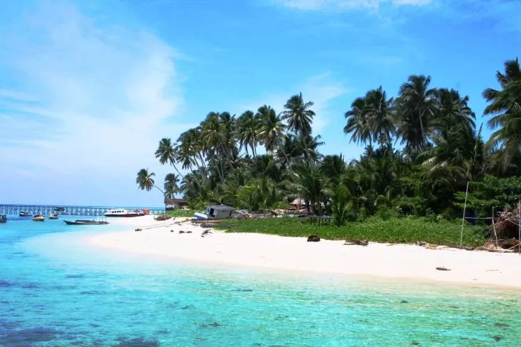 Inilah 12 Pulau yang Paling Indah di Nusantara! Bikin Berdecak Kagum dan Makin Bangga Sama Indonesia! 19