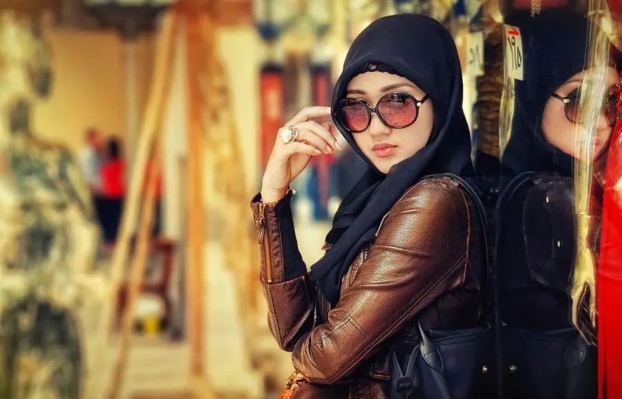 8 Style Fleksibel Ala Dian Pelangi: Cewek Yang Tidak Berhijab pun Wajib Menyimak! 16