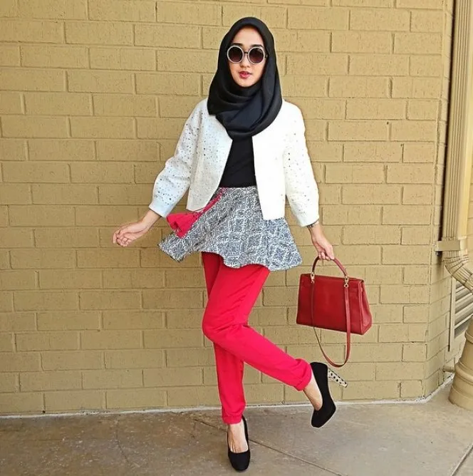 8 Style Fleksibel Ala Dian Pelangi: Cewek Yang Tidak Berhijab pun Wajib Menyimak! 18