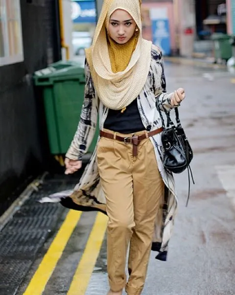 8 Style Fleksibel Ala Dian Pelangi: Cewek Yang Tidak Berhijab pun Wajib Menyimak! 10