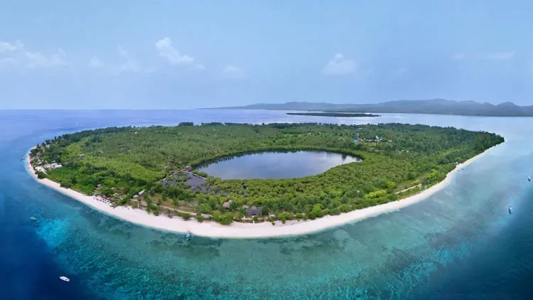 Inilah 12 Pulau yang Paling Indah di Nusantara! Bikin Berdecak Kagum dan Makin Bangga Sama Indonesia! 22