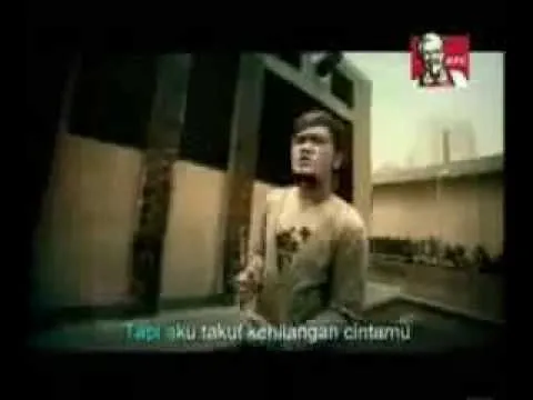21 Lagu yang Pernah Mengisi Harimu Ini Tetap Enak Kok Untuk Didengarkan. Asyik Juga Buat Playlist Karaokean! 34
