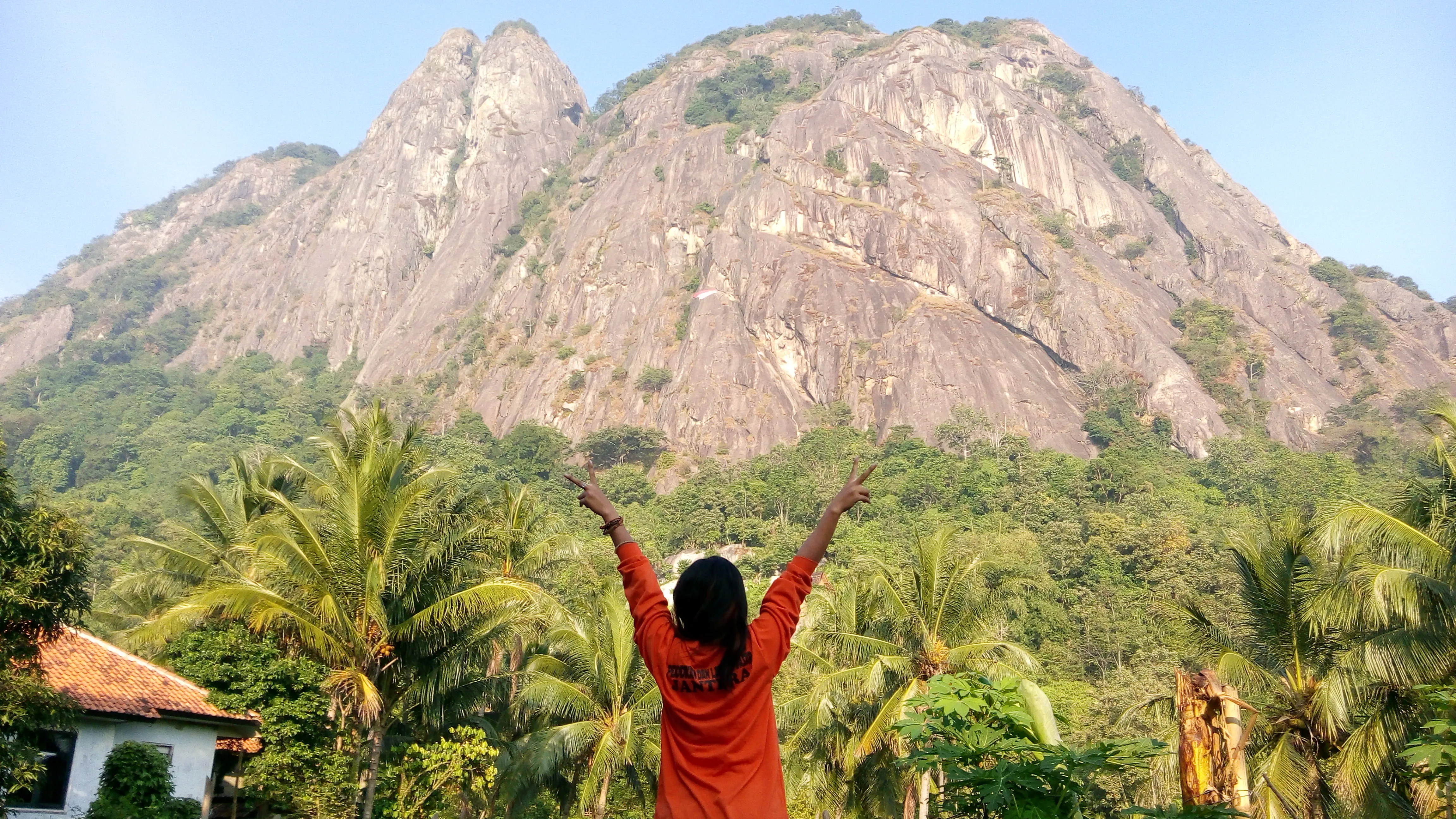 Jangan Merasa Sudah Siap Jadi Suami. Sebelum Kamu Mendaki 4 Gunung Ini! 13