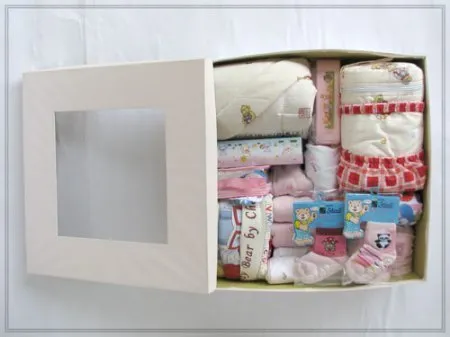 Bingung Milih Bingkisan Buat Temanmu yang Baru Melahirkan? 11 Kado Cantik Ini Bisa Jadi Pilihan 16