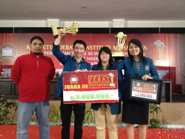 Beda Pendapat Dengan Orang Tua Itu Biasa. Kalau Soal Kuliah yang Jadi Masalah, Ini 9 Cara Menyikapinya 14