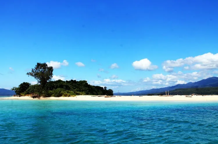 Bukan Cuma Nona Manise, Cantiknya Panorama Alam di Ambon Bisa Bikin Kamu Jatuh Cinta! 13