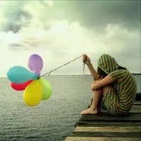 Wanita pegang balon