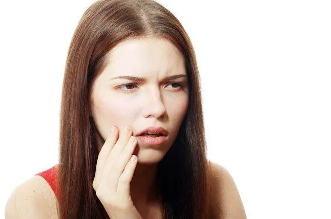 Punya Kebiasaan Makan Cepat? Hati-Hati, Kamu Bisa Kena 7 Efek Ini! 11