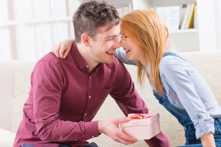 Cemburu dan Insecure Dengan Sahabat Dekat Pacar? Baca Dulu 11 Alasan Ini Sebelum Memutuskan Cemburumu Adalah Tanda Cinta! 14