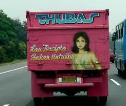 19 Ragam Tulisan Absurd di Truk yang Dijamin Bikin Ketawa Ngakak 27