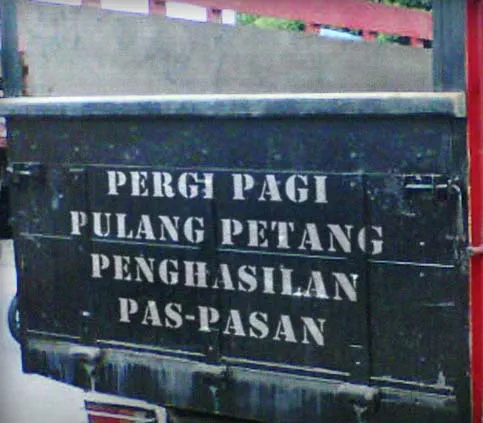 19 Ragam Tulisan Absurd di Truk yang Dijamin Bikin Ketawa Ngakak 32