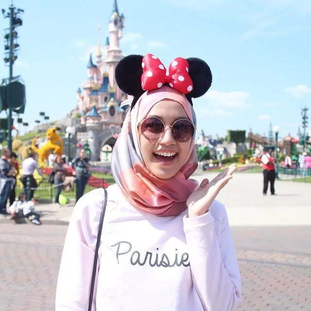 7 Aksesoris Hijab Yang Modern Tapi Belum Banyak Kamu Tahu. Yuk Kepo-in Biar Nggak Ketinggalan Zaman! 20
