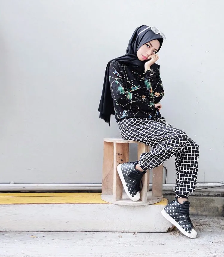 7 Alternatif Bawahan Anti Ketat, Buat Kamu Cewek Berhijab Yang Mulai Bosan Pakai Celana Jeans 11