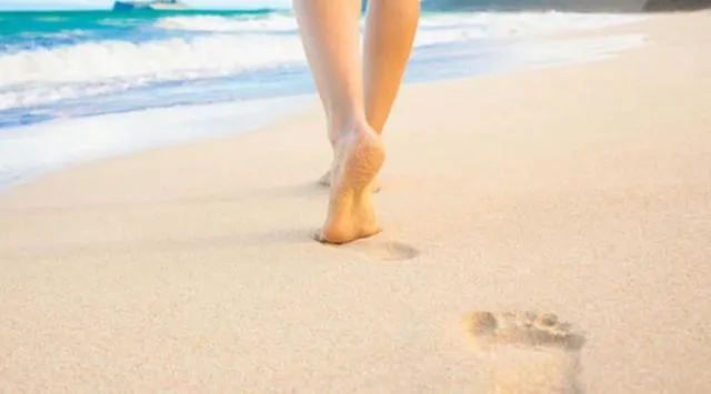 Di pantai