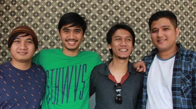 8 Lagu Buat yang Tengah Jatuh Cinta Dalam Diam 12