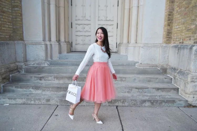 Tampil Awet Muda dan Elegan Setiap Hari itu Bisa Diusahakan Dengan Cara Berpakaian Lho. Yuk Intip 7 Tips Fashion Ini Agar Aura Mudamu Makin Bersinar 9