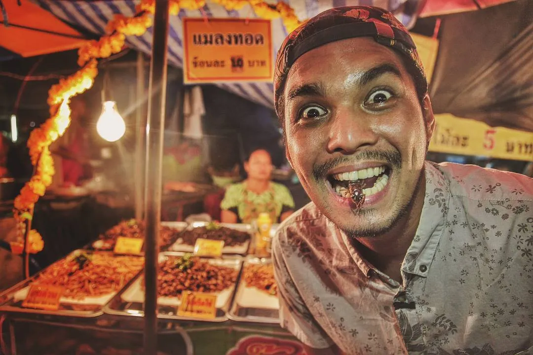 Inilah 6 Alasan Mengapa Dia yang Berlesung Pipi Tak Pernah Gagal Membuat Kita Jatuh Hati 10