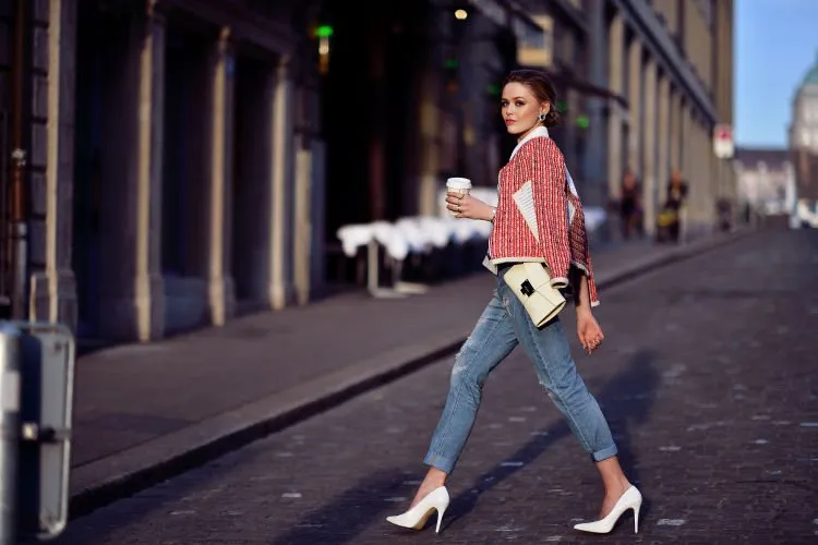 Inspirasi Fashion untuk Kamu Si Paha Besar yang Ingin Tampil Lebih Ramping dan Bersinar 33