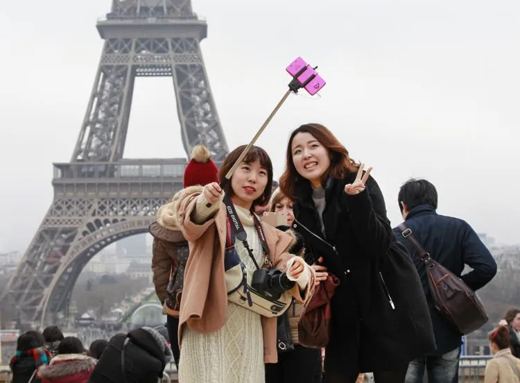 Meski Sama-sama Suka Jalan, Turis Berbeda dengan Traveler! Kalau Kamu Masuk yang Mana? 18