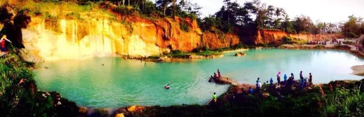 Lokasi Tambang Nggak Melulu Jadi Musibah, 8 Destinasi Ini Terjadi Akibat Pertambangan! 14