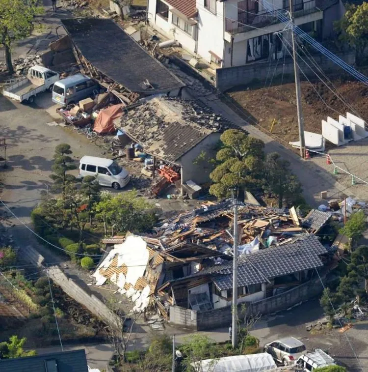 Gempa Besar Mengguncang Kumamoto, Jepang! Sudahkah Doamu Dikirimkan Untuk Mereka? 15