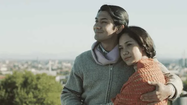 Saking Kerennya, 8 Tokoh Utama Cowok dalam Film Indonesia Ini Membuatmu Berandai-Andai Mereka Nyata. 15
