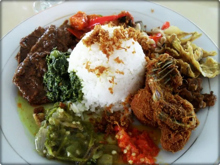 Hati-hati Sama 10 Makanan Ini. Diet Berbulan-bulan Bisa Gagal Seketika~ 12