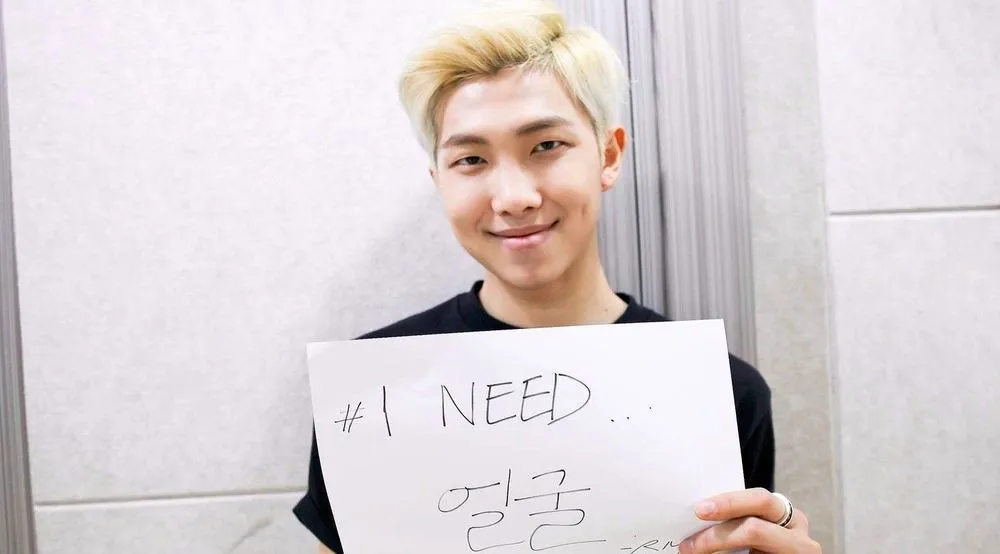 7 Artis Korea Ini Memang Nggak Cakep-Cakep Amat, Tapi Kok Kita Tetap Terpikat Yak? 14