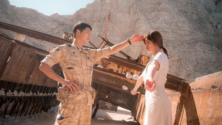 Drama Descendants of The Sun Boleh Aja Udah Kelar, Tapi Dampak dan Rekornya Terlanjur Sampai Ke Mana-Mana. Gokil! 14