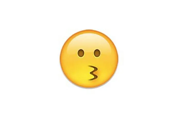 Buat Kamu yang Lagi PDKT Sama Cewek, 9 Emoticon WhatsApp Ini Akan Bantu Kamu Menebak Isi Hatinya. Kira-kira Bakal Ditolak Atau Diterima? 13