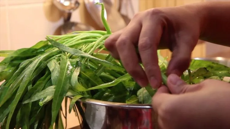 Spesial untuk Kamu yang Baru Belajar Masak, 12 Trik Ini Dijamin Akan Mempermudah Hidupmu! 23