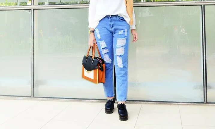 Bukan Lagi Rok Mini Atau Hot Pants, 6 Bawahan Sopan Semacam Inilah Yang Justru Membuatmu Makin Mempesona 15