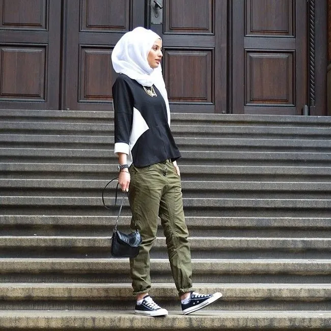 Untukmu Hijabers yang Doyan Travelling, 8 Tips Cerdas Ini Wajib Kamu Coba! Bikin Penampilan Kian Menawan! 9