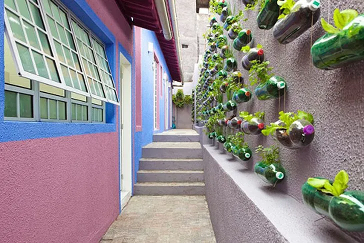 13 Inspirasi Vertikal Garden Indoor & Outdoor Minimalis 14 Vertical Garden Indoor & Outdoor Minimalis