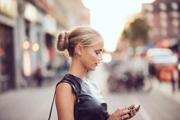 Selain Kangen, 5 Hal Sepele Ini Juga Bisa Bikin Cewek Meradang Saat LDR-an 10