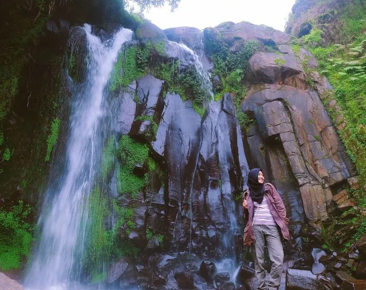 Untukmu Hijabers yang Doyan Travelling, 8 Tips Cerdas Ini Wajib Kamu Coba! Bikin Penampilan Kian Menawan! 12