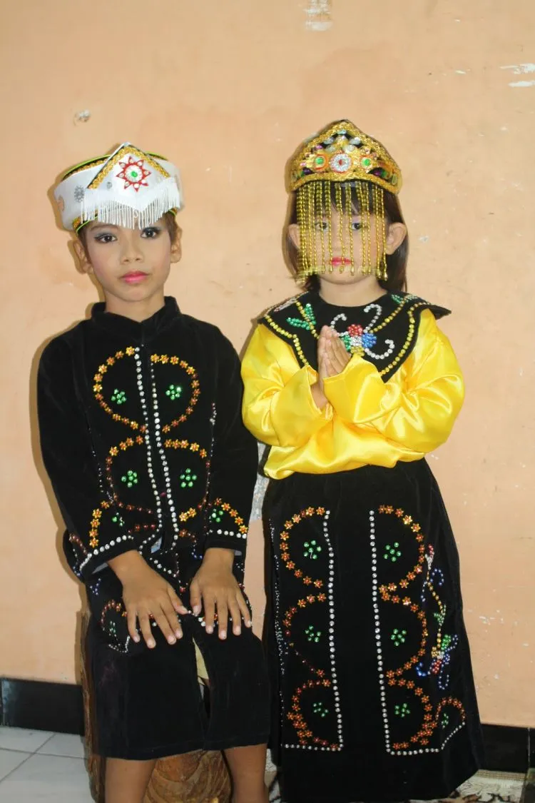 15 Baju Adat Anak dari Berbagai Daerah 26