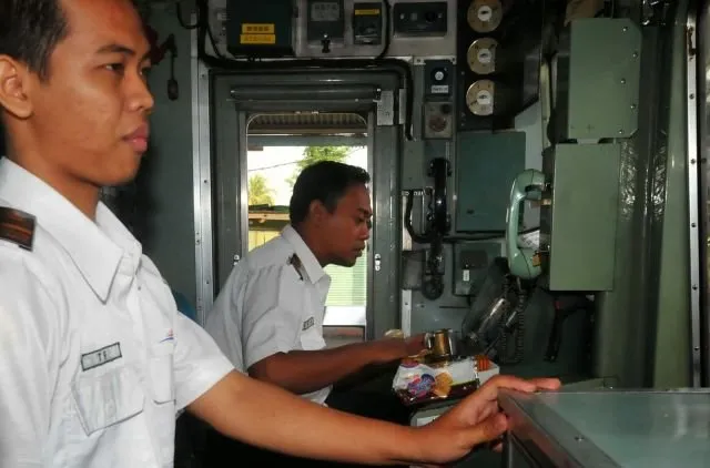 Masinis dan Asisten Masinis